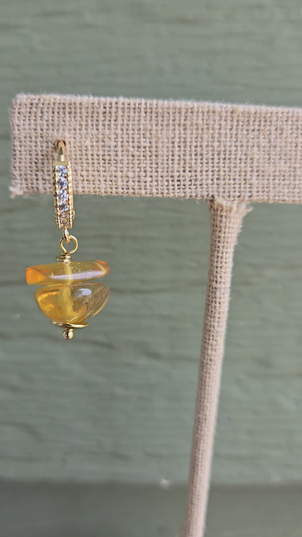 Dangle double stone earrings
