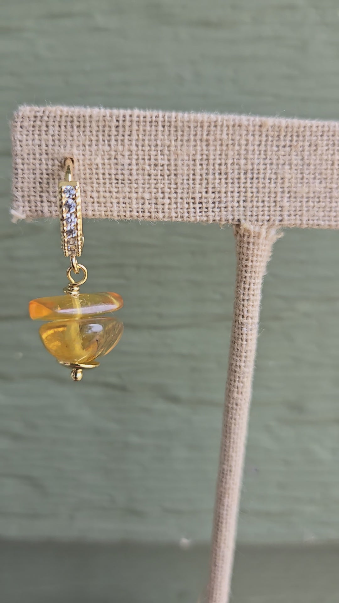 Dangle double stone earrings