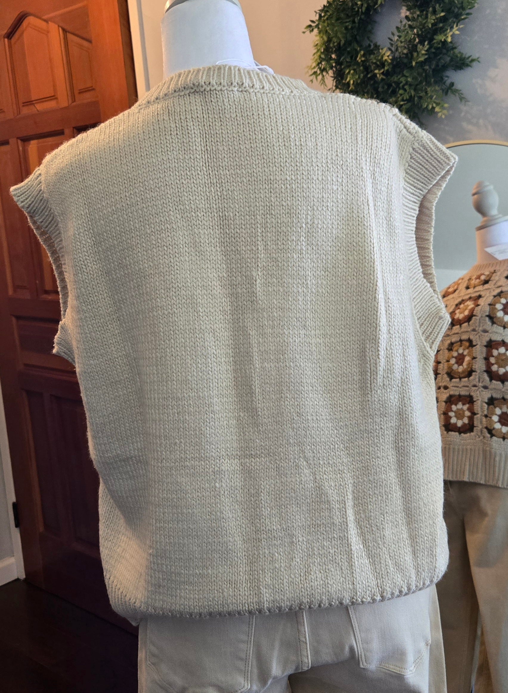 Granny patches knit vest
