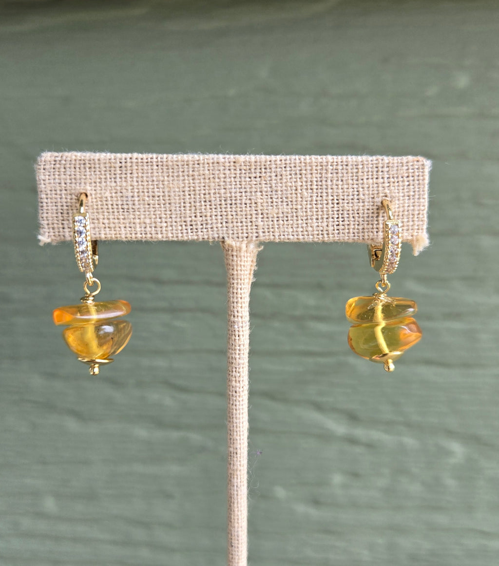 Dangle double stone earrings
