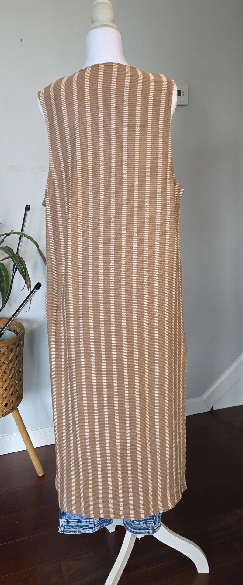 Long vest