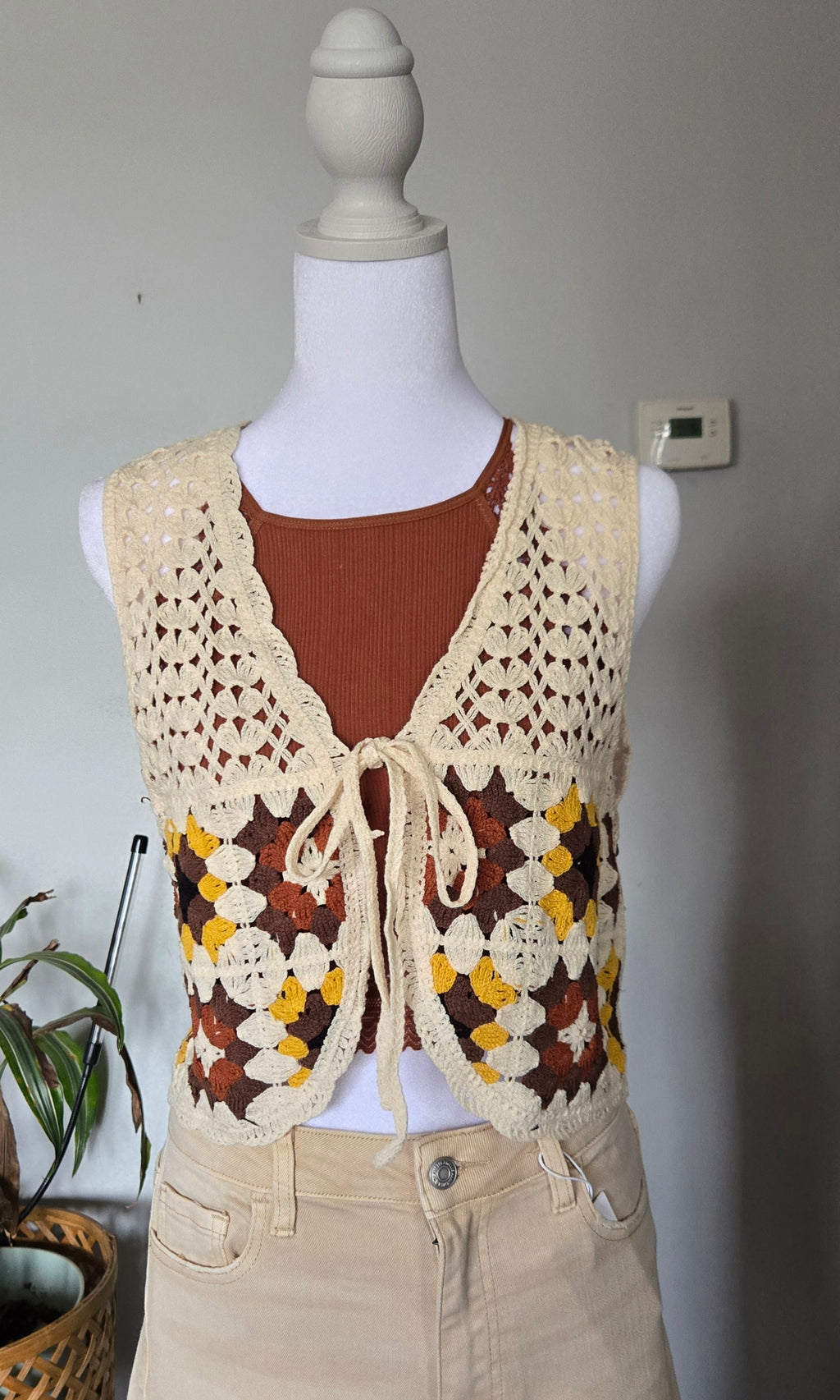 Crochet short cardigan